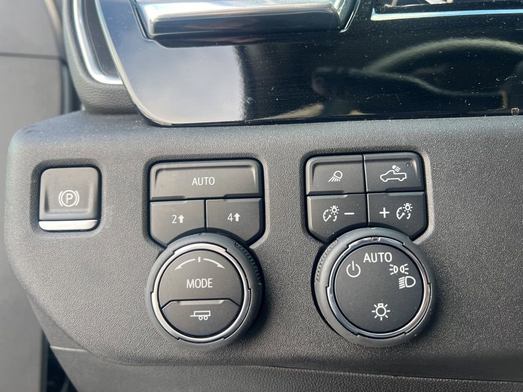 New 2025 Chevrolet Silverado 1500 LT w/ Safety Package image 14