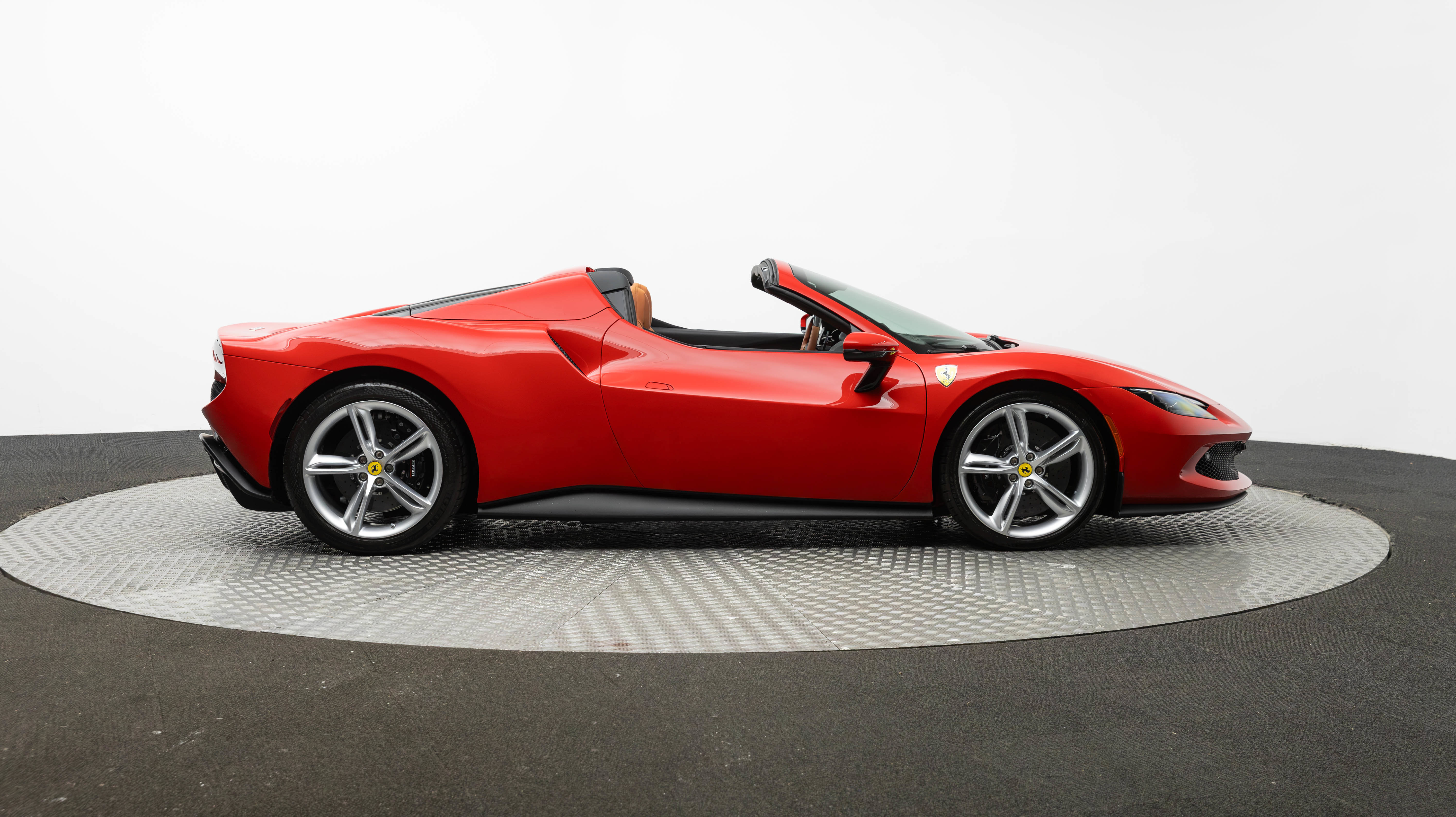 Certified 2025 Ferrari 296 GTS RWD image 9
