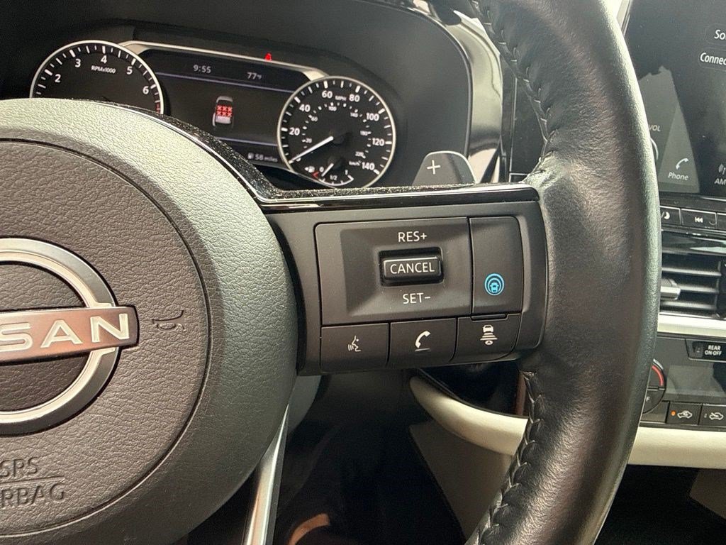 Used 2022 Nissan Pathfinder SL AWD/4WD image 15