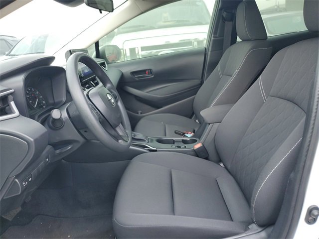 Used 2024 Toyota Corolla LE image 9