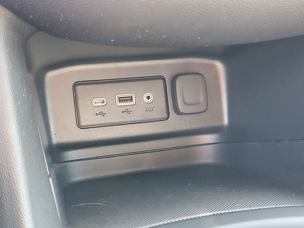 Used 2024 Chevrolet Equinox LT AWD/4WD image 17