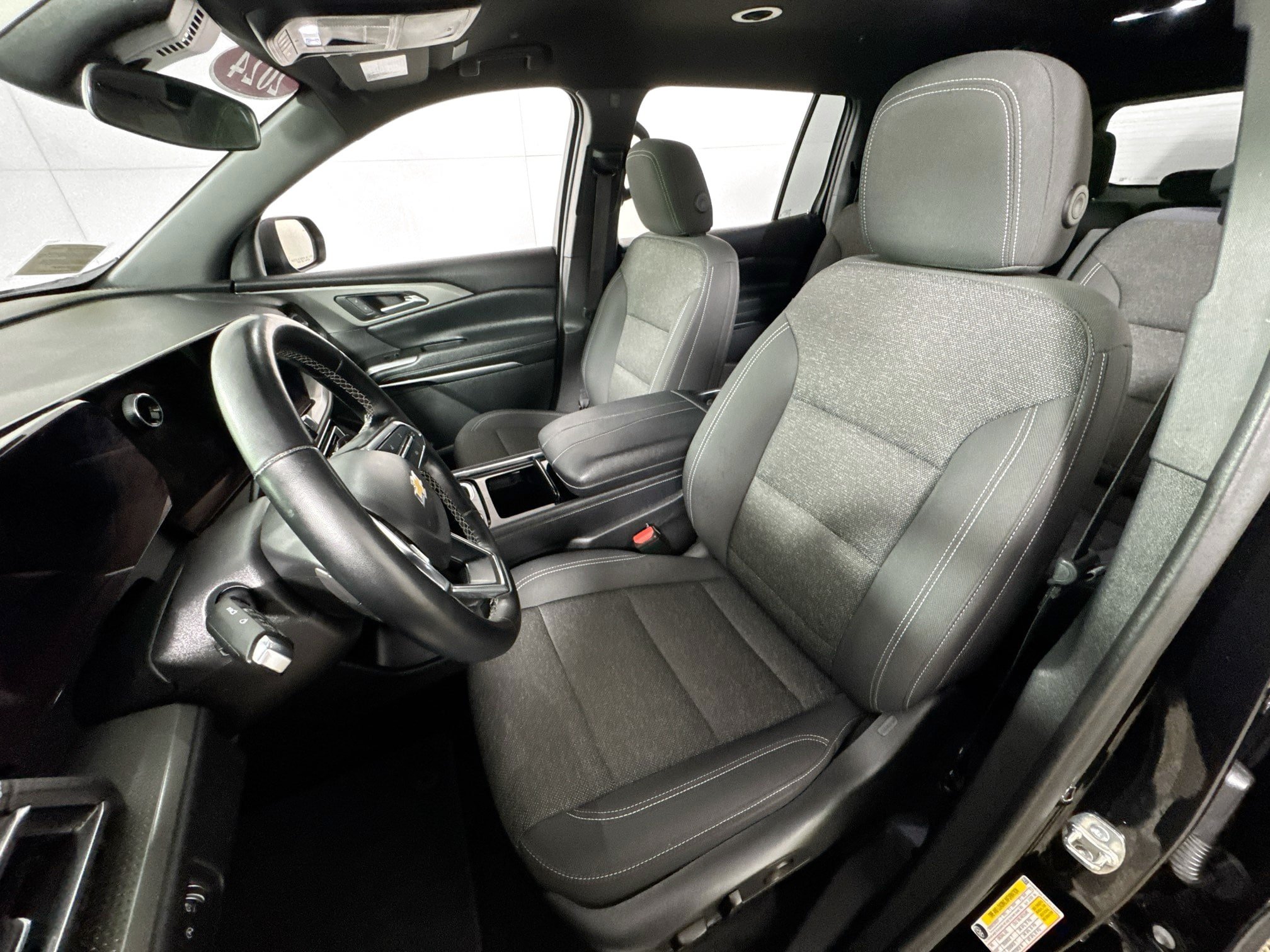 Used 2024 Chevrolet Traverse LT AWD/4WD image 13