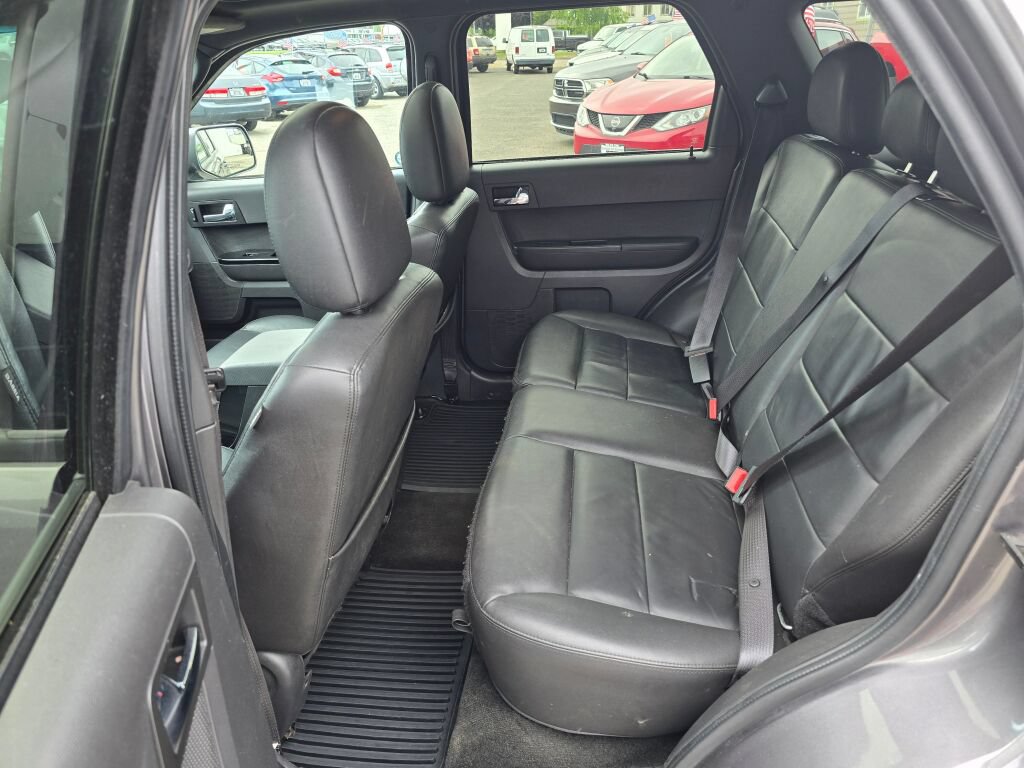 Used 2011 Ford Escape Limited AWD/4WD image 16