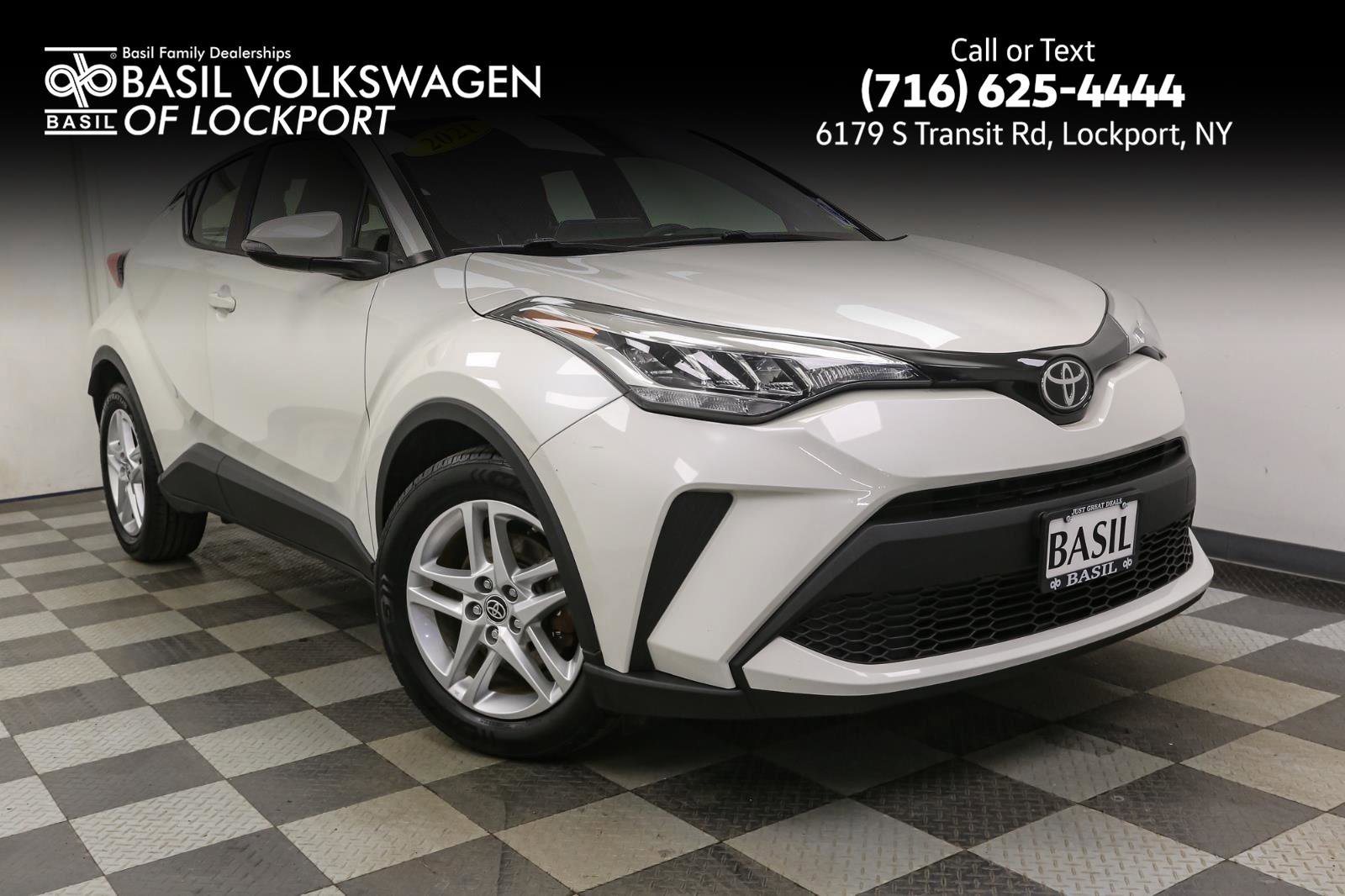 Used 2021 Toyota C-HR LE video 1