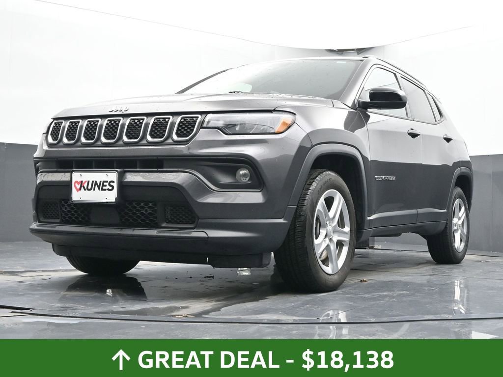 Used 2024 Jeep Compass Latitude image 56