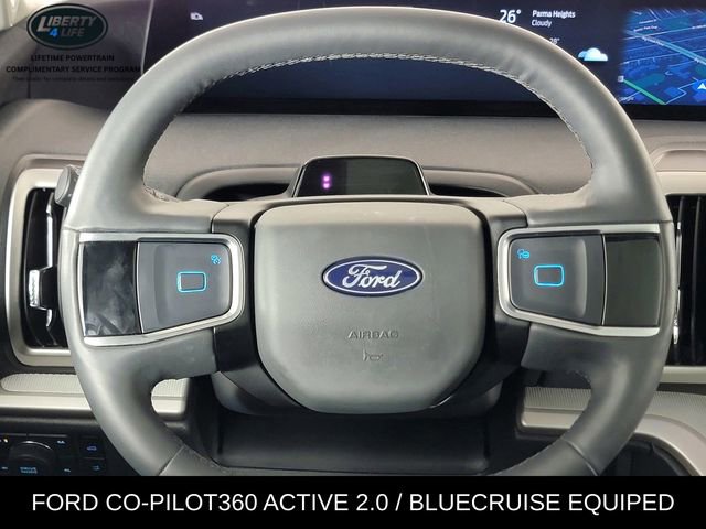 Used 2025 Ford Expedition Active image 31