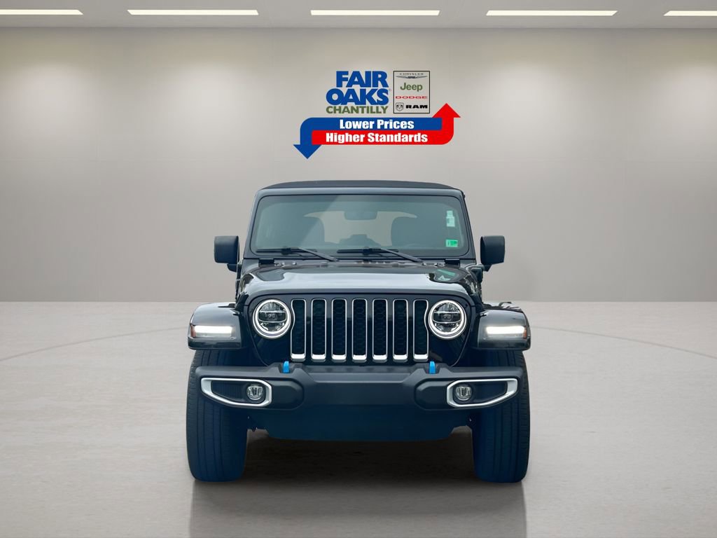 Used 2022 Jeep Wrangler Unlimited Sahara w/ Cold Weather Group image 4