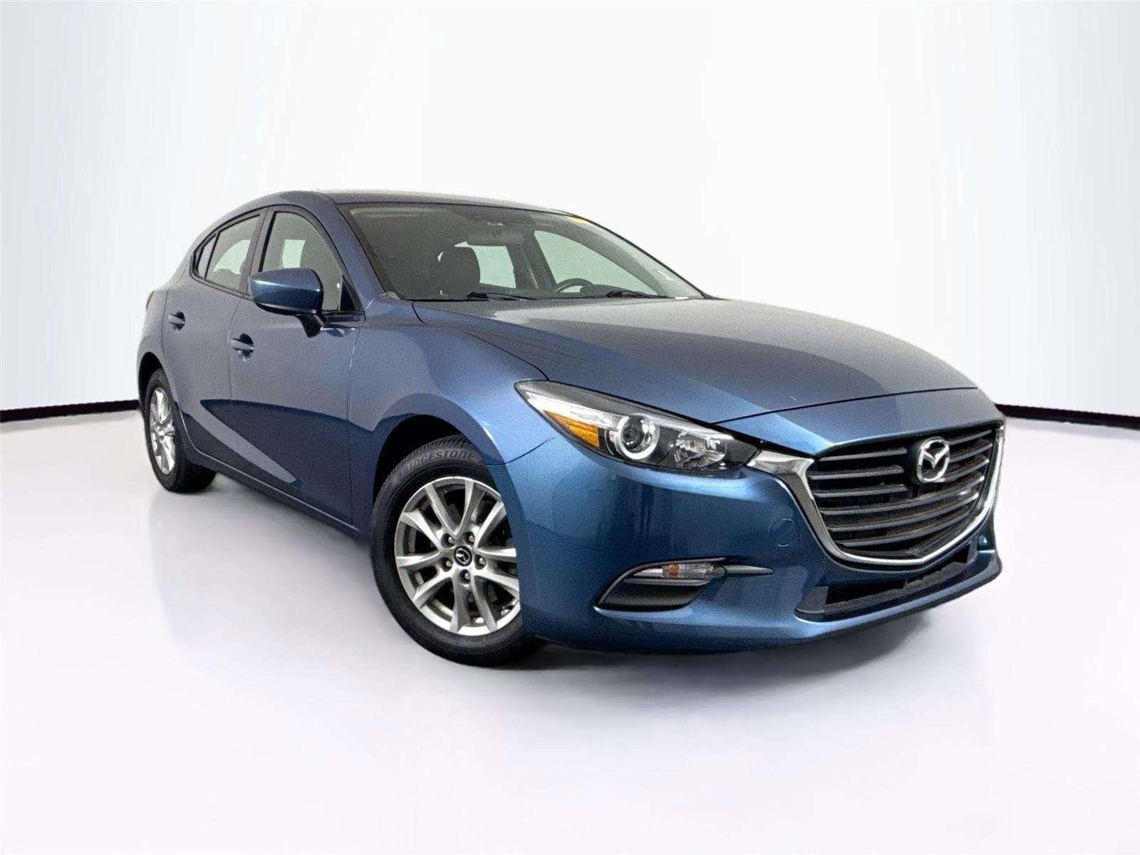 Used 2017 MAZDA MAZDA3 Sport image 4