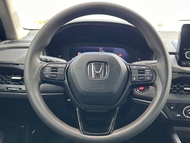 Used 2023 Honda Accord EX image 17