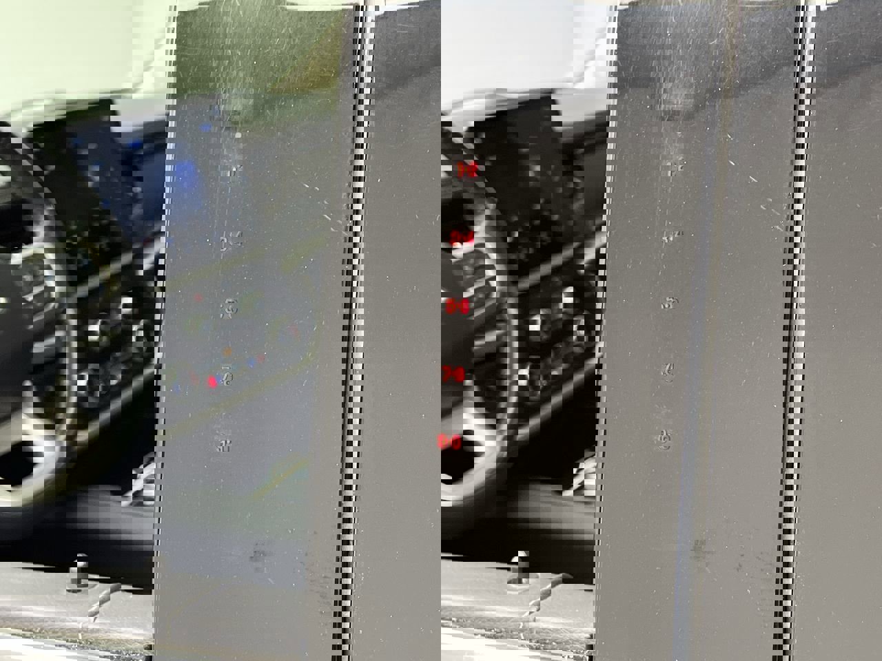 Certified 2023 Ford Expedition XLT image 9