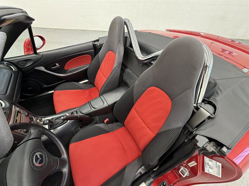Used 2004 MAZDA MX-5 Miata MAZDASPEED RWD image 12