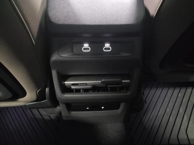 New 2026 Audi Q3 quattro 2.0T AWD/4WD image 14