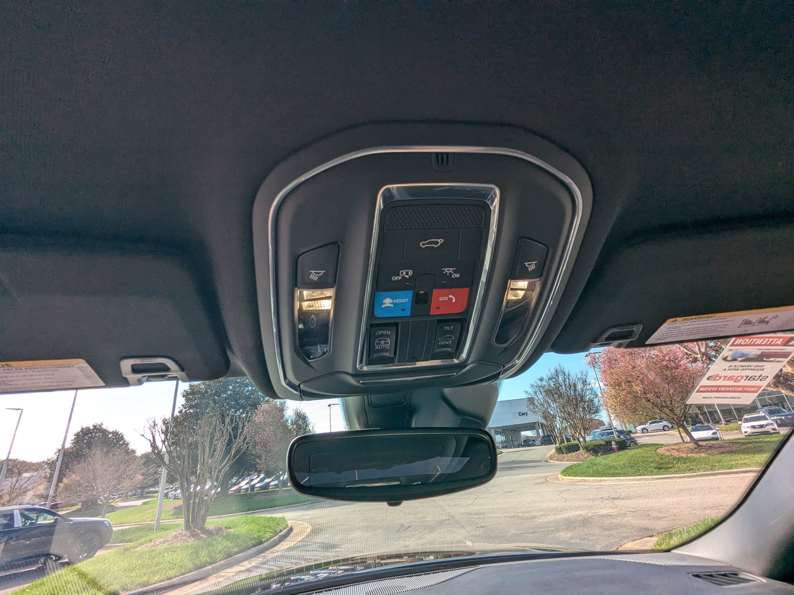 Certified 2023 Jeep Grand Cherokee L Laredo image 28