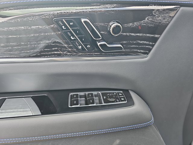 New 2026 Cadillac Escalade IQ Sport 1 w/ LPO, ONYX Package image 31