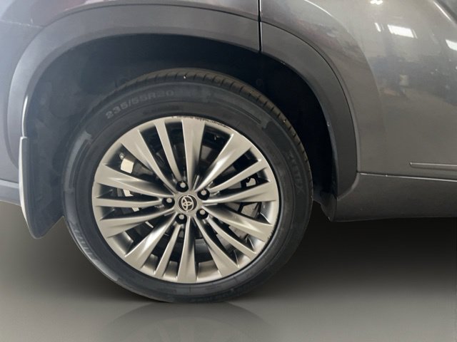 Used 2021 Toyota Highlander Platinum AWD/4WD image 34