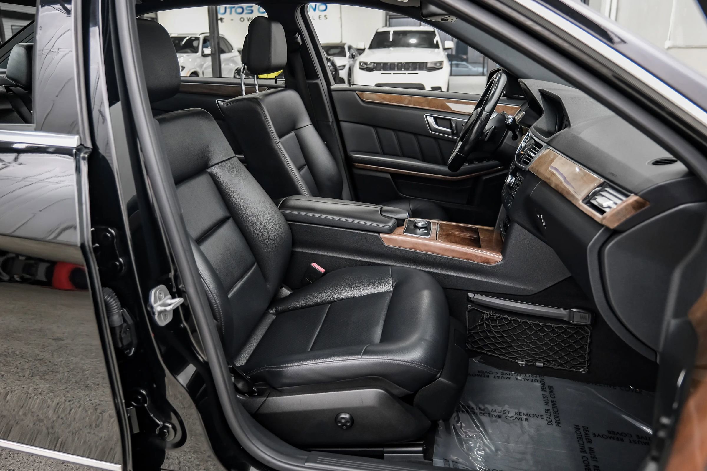 Used 2013 Mercedes-Benz E 350 4MATIC Sedan w/ Premium 1 Pkg image 38