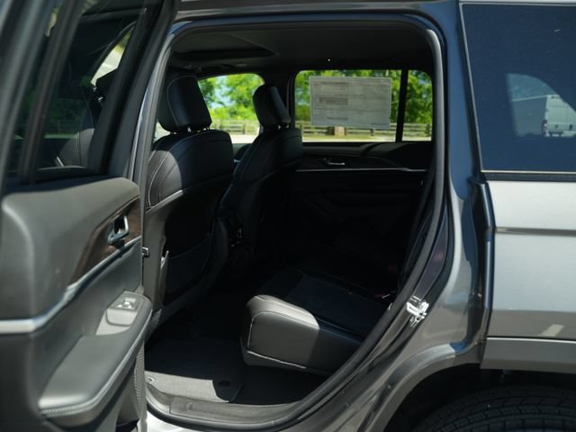 New 2026 Jeep Grand Cherokee Altitude AWD/4WD image 14