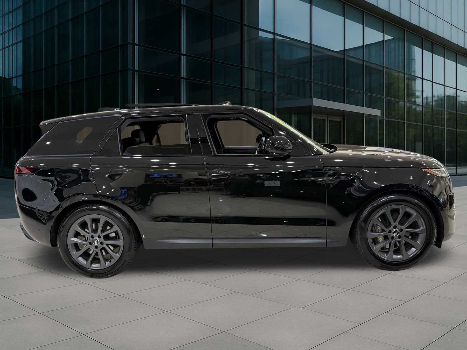 New 2025 Land Rover Range Rover Sport image 6