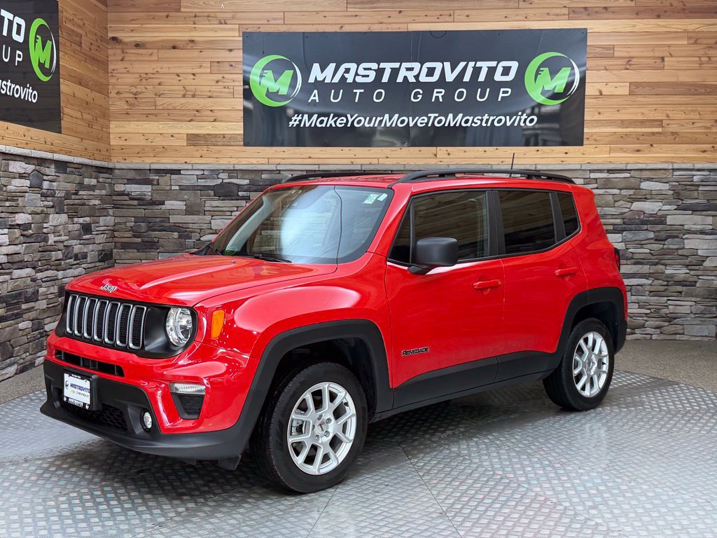 Used 2023 Jeep Renegade Latitude w/ Premium Group AWD/4WD image 7