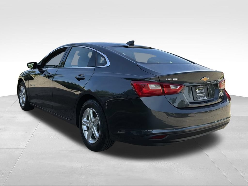 Used 2021 Chevrolet Malibu LS FWD image 4