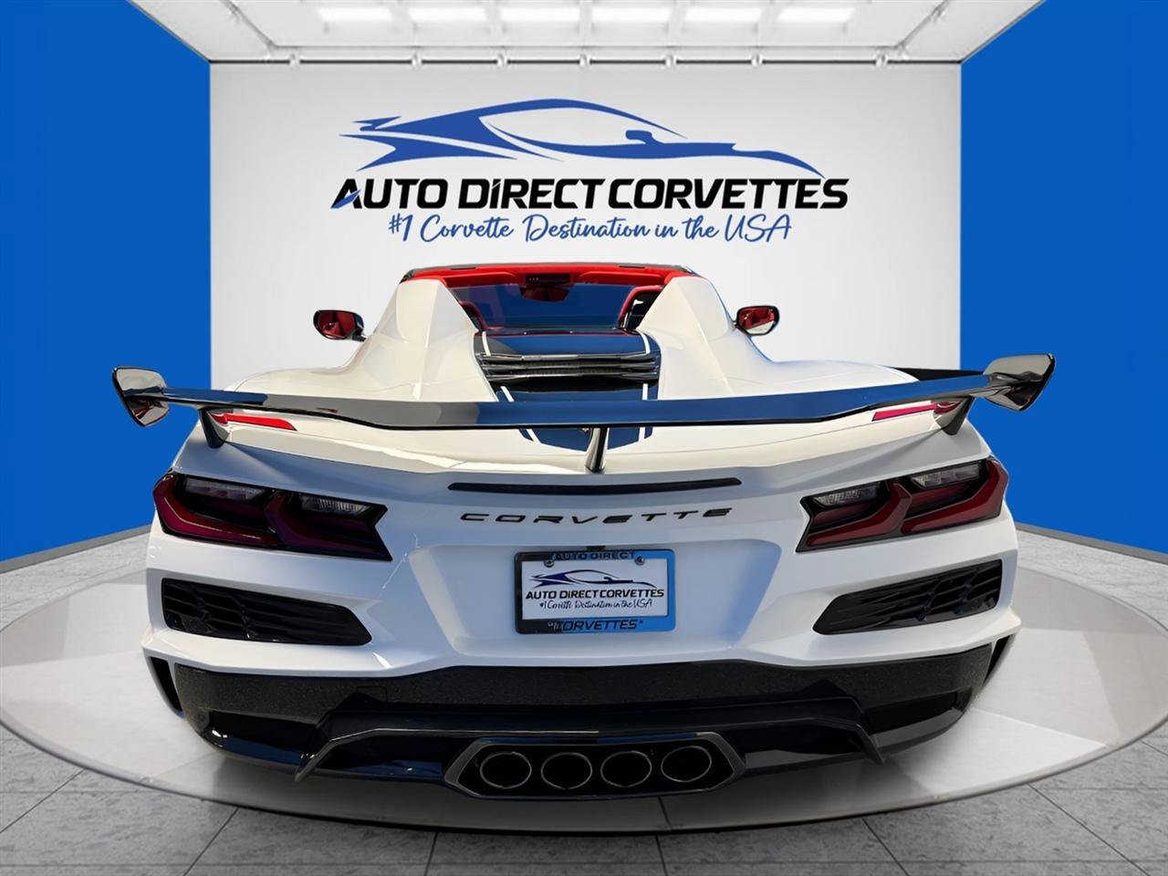 Used 2027 Chevrolet Corvette Grand Sport w/ Z52 Sport Performance Package RWD image 9