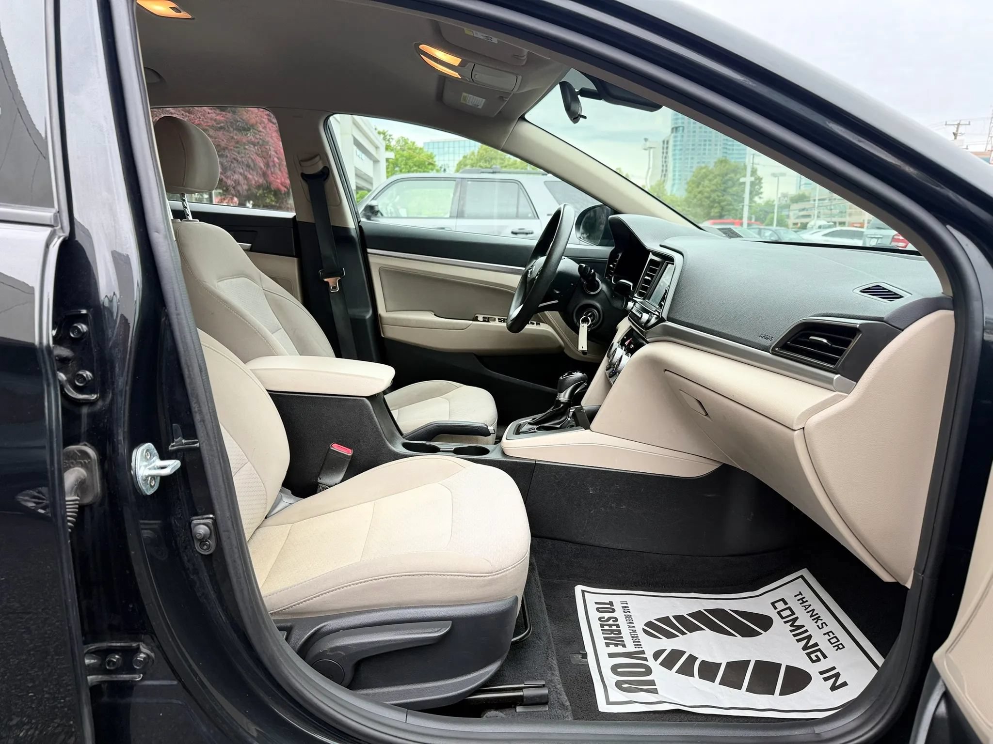 Used 2019 Hyundai Elantra SEL FWD image 31