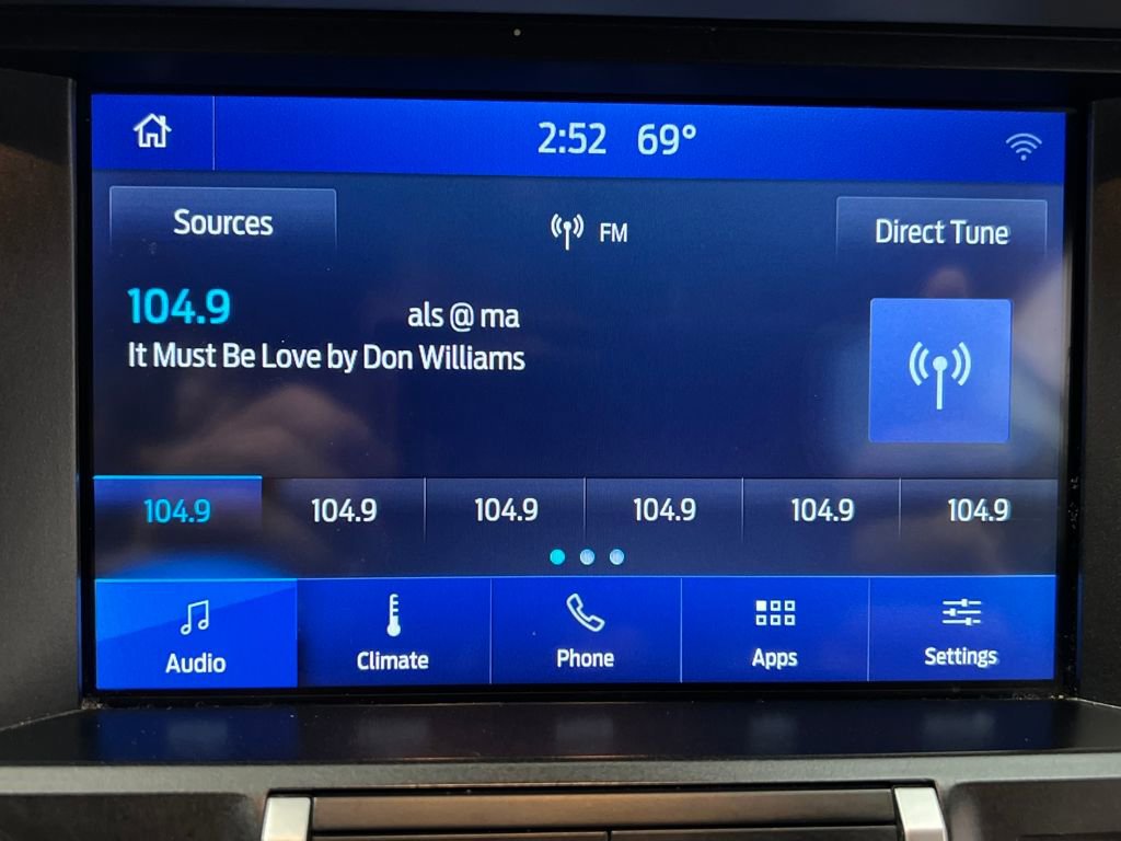 Used 2023 Ford Mustang Premium image 40