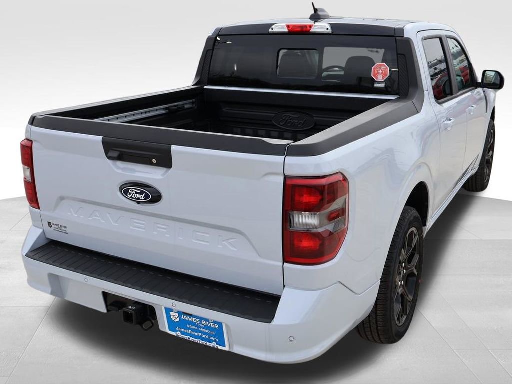 New 2026 Ford Maverick Lobo image 5