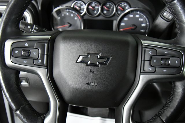 Used 2021 Chevrolet Silverado 1500 LT Trail Boss image 2
