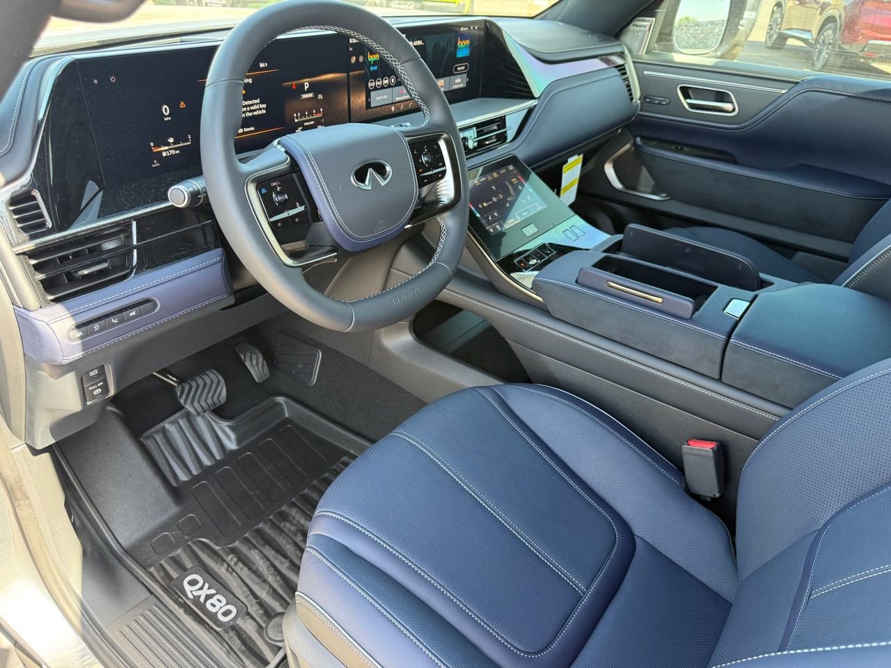 New 2026 INFINITI QX80 4WD image 11