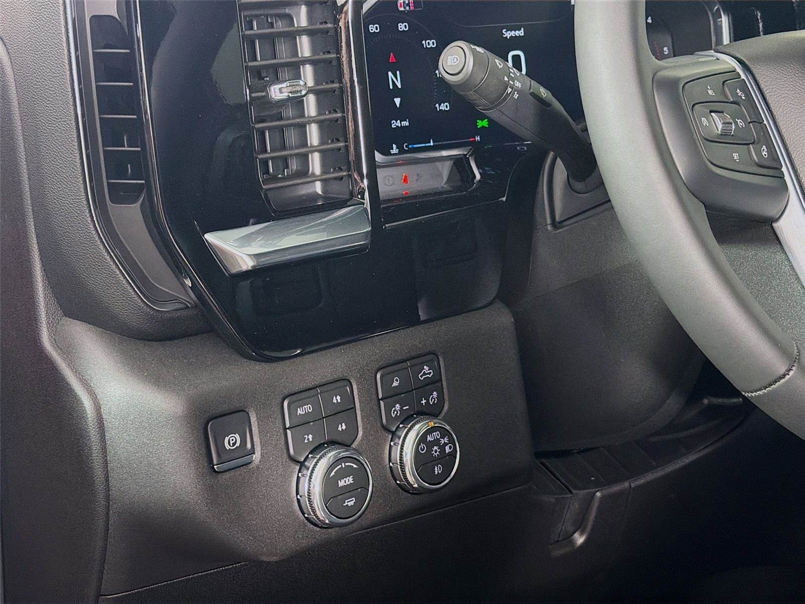 New 2026 GMC Sierra 2500 SLT w/ SLT Premium Package image 10