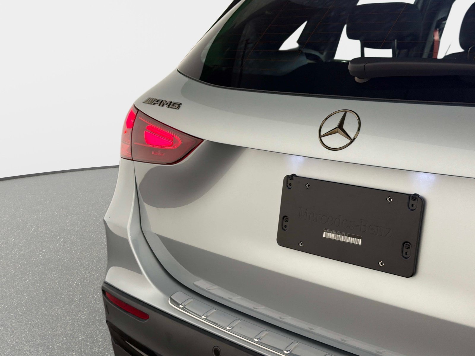 Used 2025 Mercedes-Benz GLA 35 AMG 4MATIC image 16