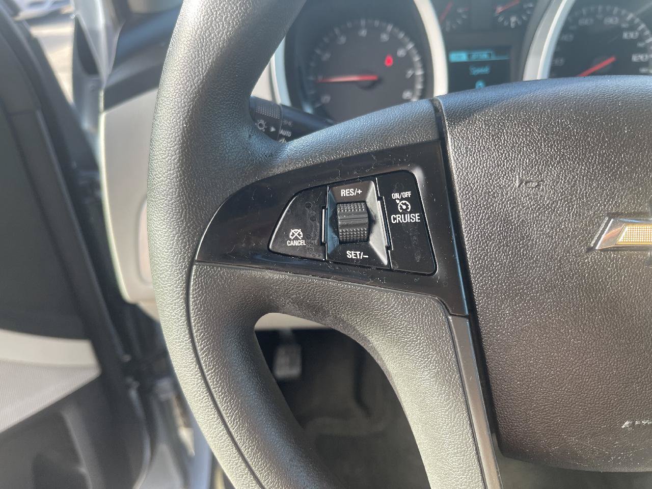 Used 2015 Chevrolet Equinox LS FWD image 15