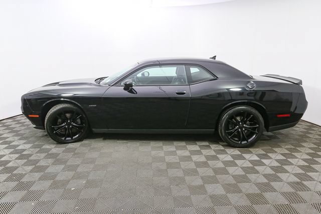 Used 2016 Dodge Challenger R/T Plus RWD image 7