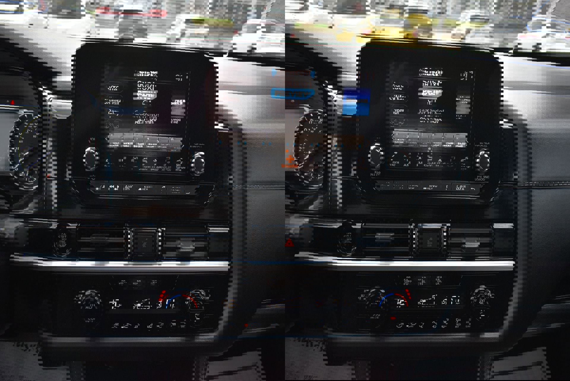 Used 2025 Nissan Pathfinder SV image 25