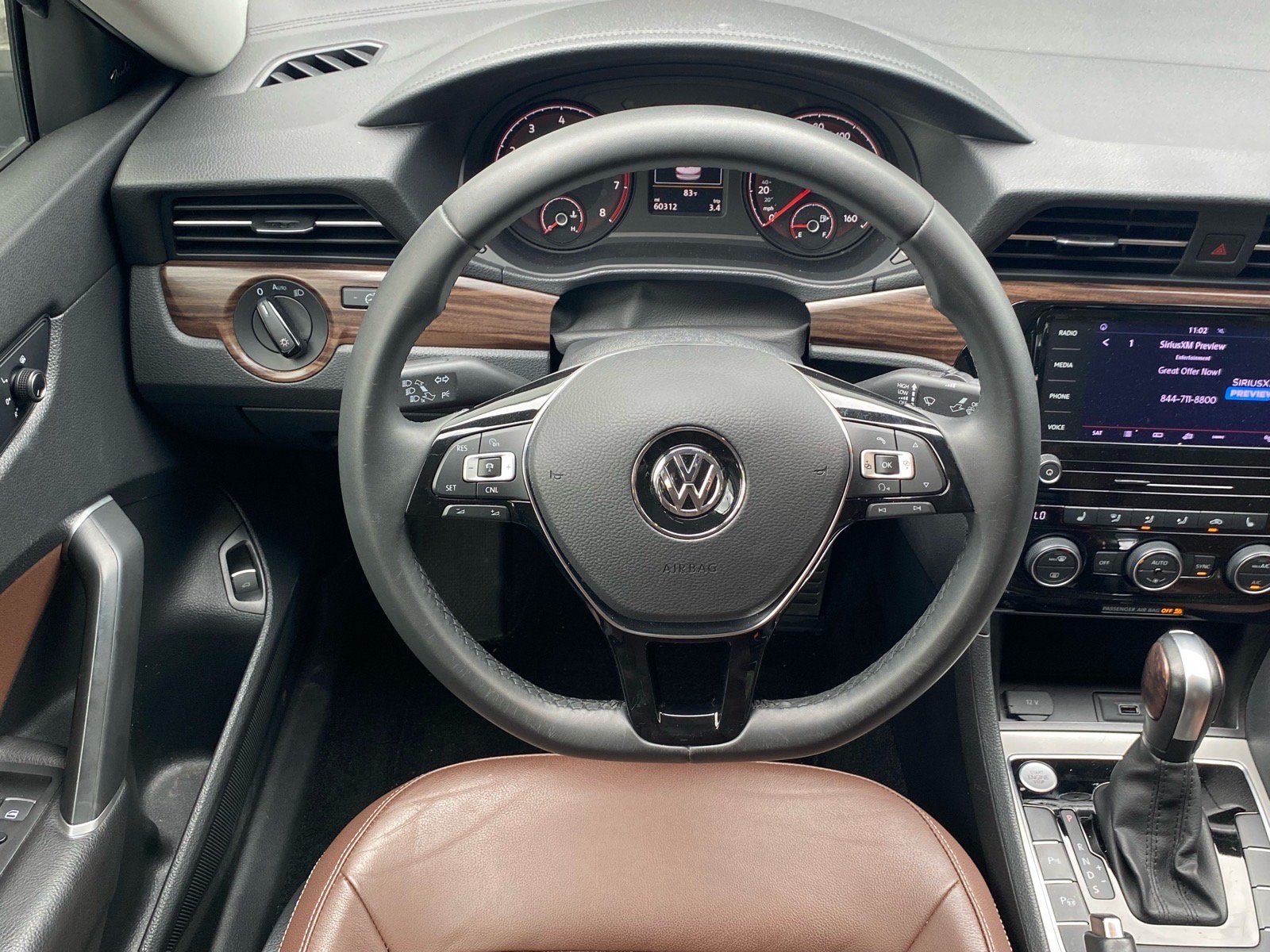 Used 2022 Volkswagen Passat 2.0T FWD image 5