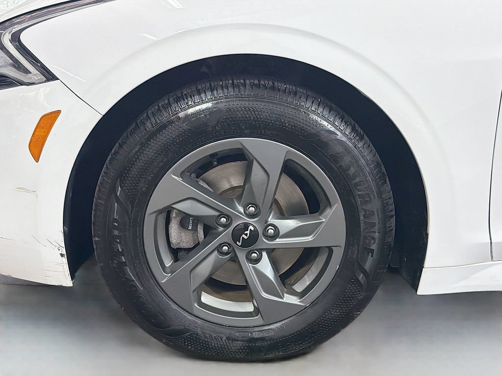 Used 2022 Kia K5 LX FWD image 29