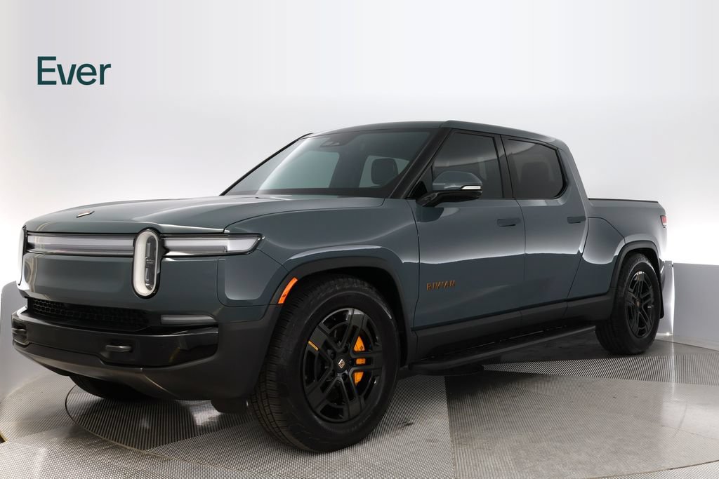 Used 2025 Rivian R1T Premium AWD/4WD image 2