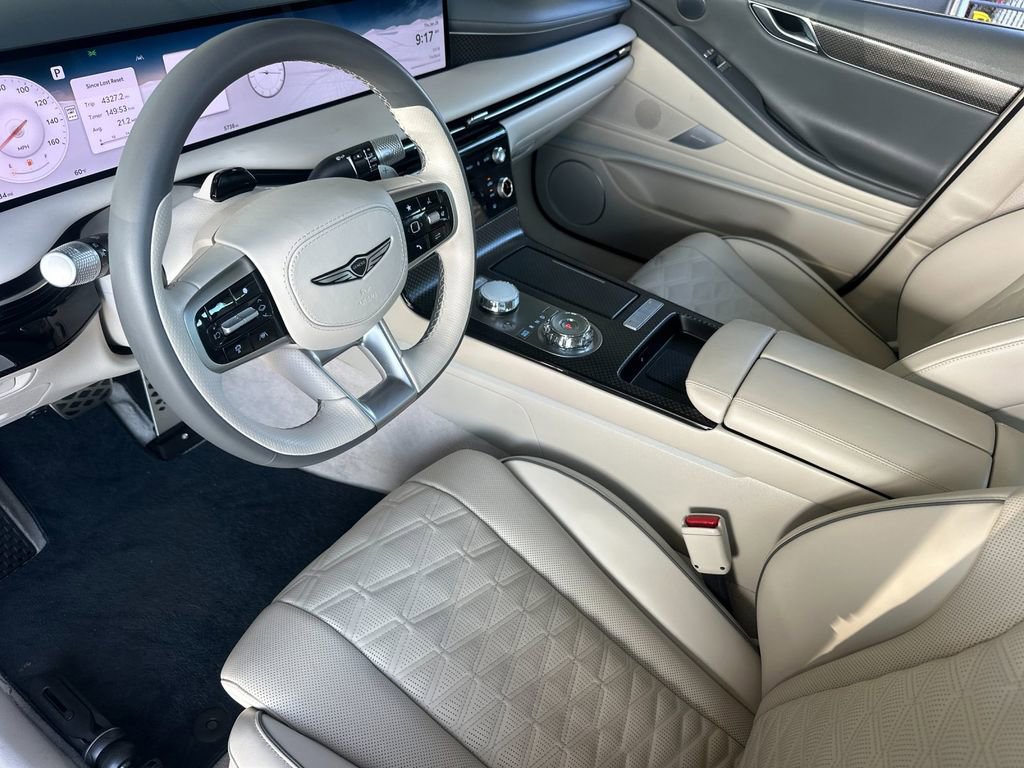 Used 2025 Genesis G80 3.5T Sport Prestige image 11