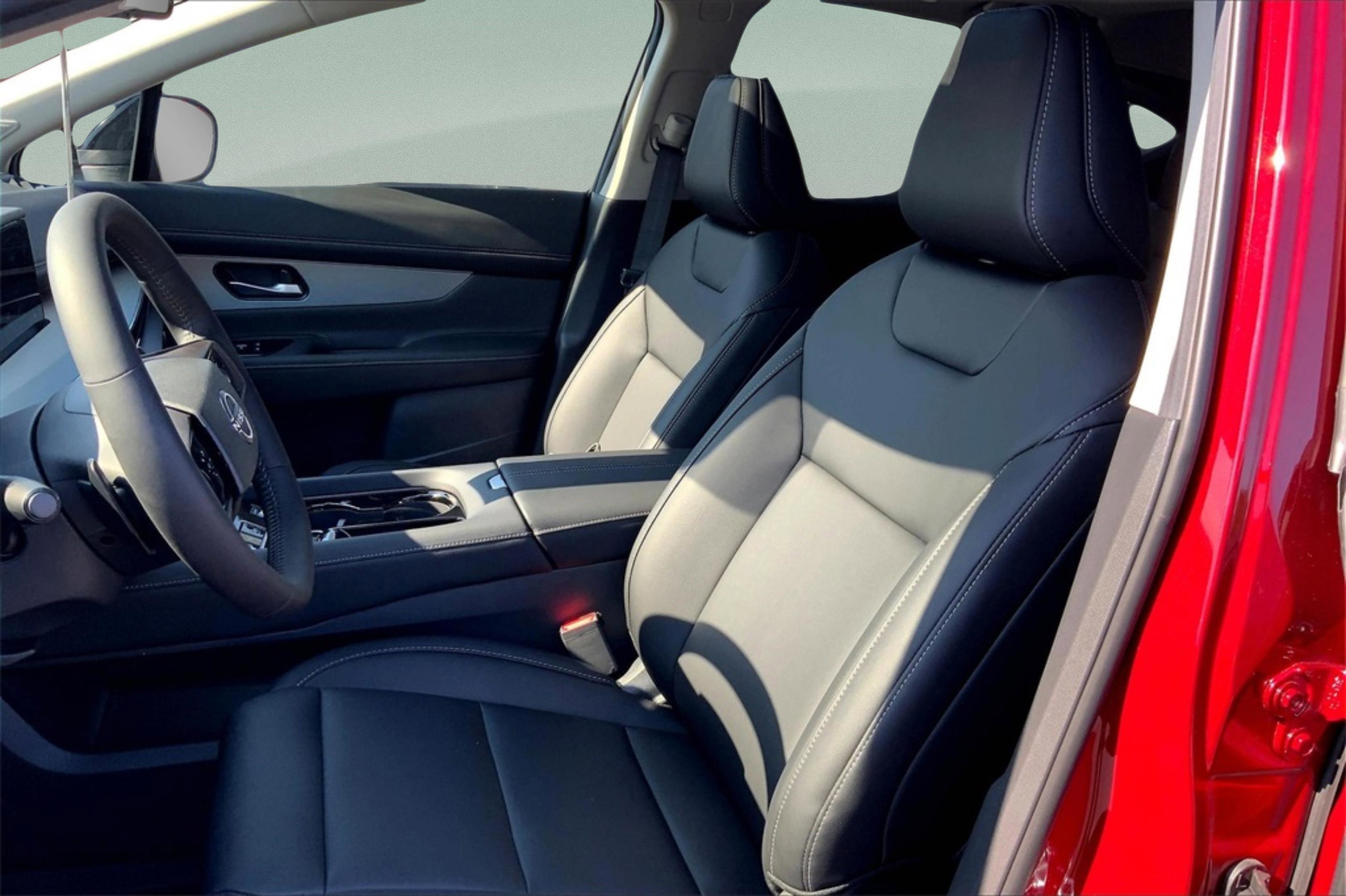 New 2025 Nissan Murano SL image 10