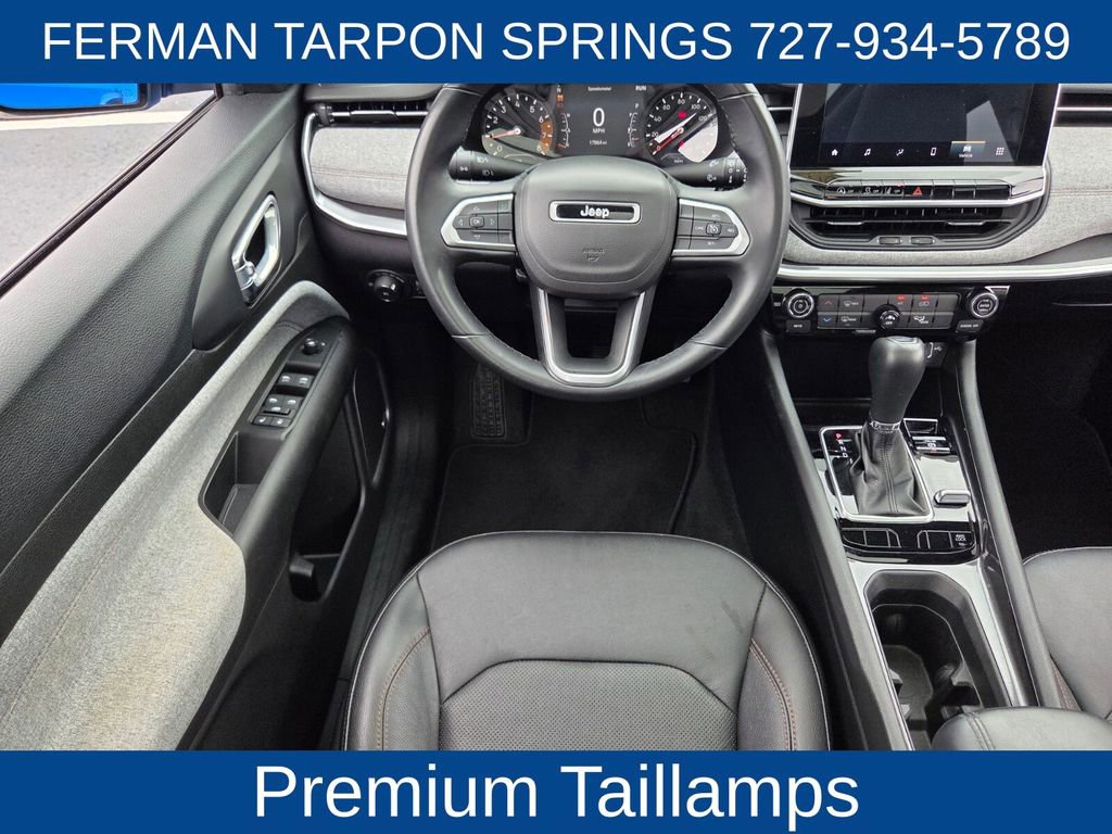 Used 2022 Jeep Compass Latitude w/ Sun and Sound Group AWD/4WD image 16
