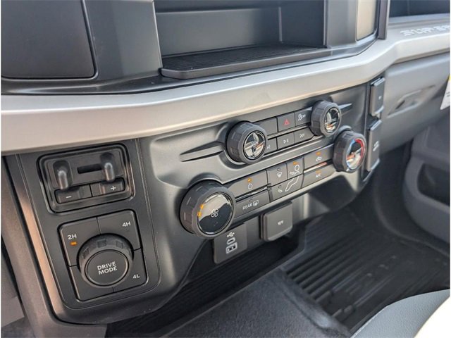 New 2025 Ford F350 XL w/ XL Chrome Package image 22