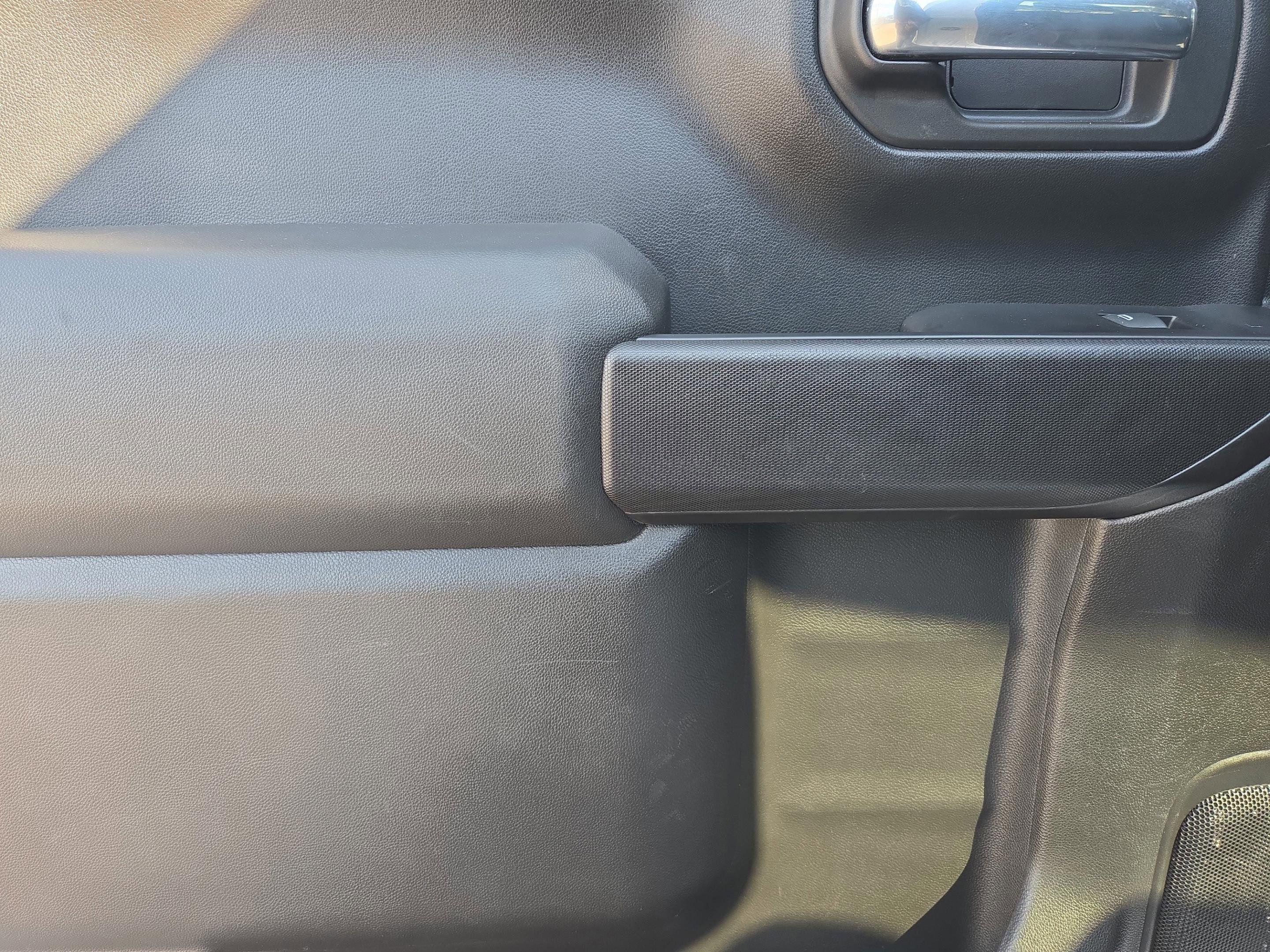 Used 2019 Chevrolet Silverado 1500 LT w/ All-Star Edition image 24