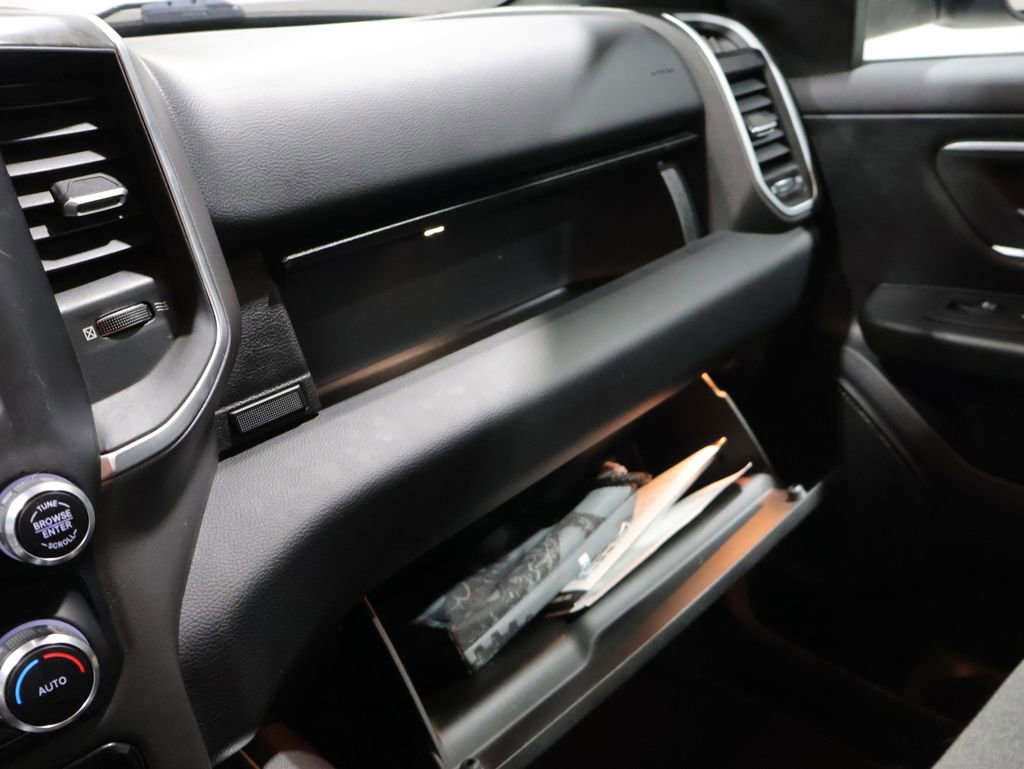 Used 2019 RAM 1500 Big Horn image 31