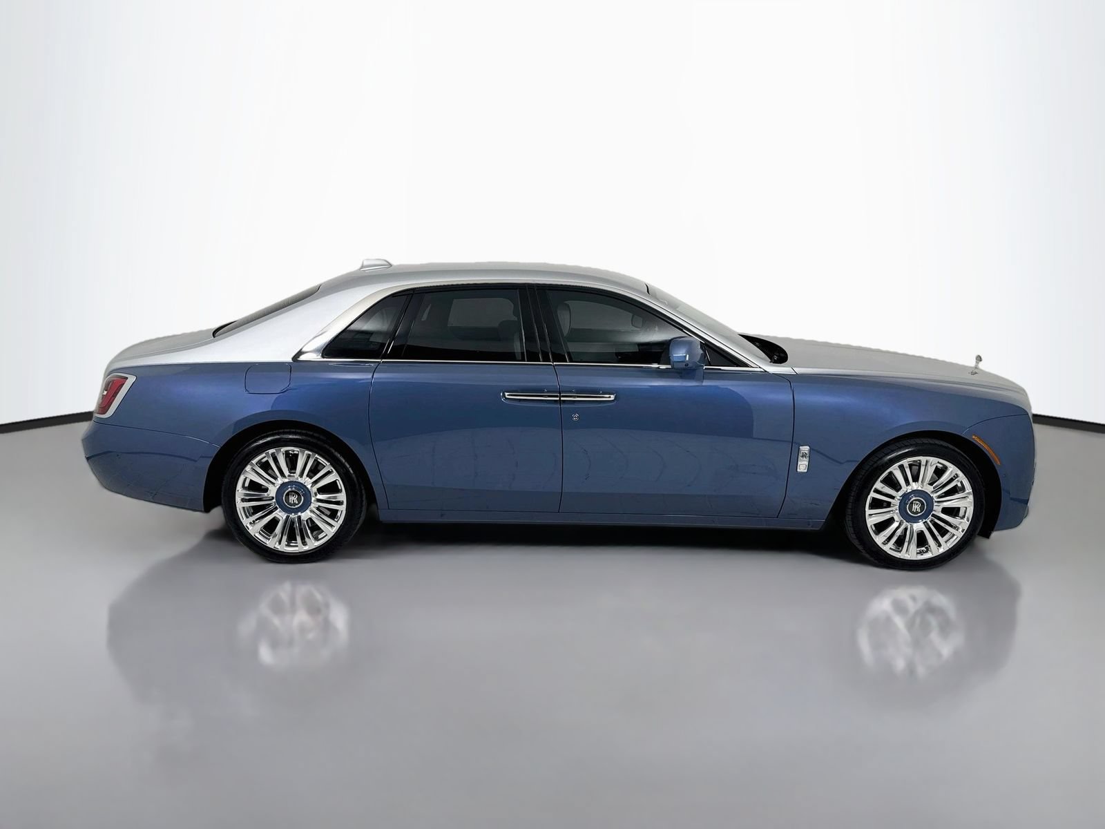 Certified 2024 Rolls-Royce Ghost AWD/4WD image 9