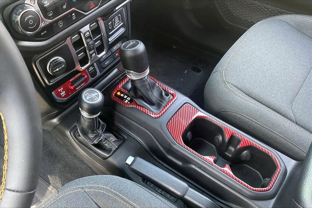 Certified 2024 Jeep Gladiator Mojave AWD/4WD image 29