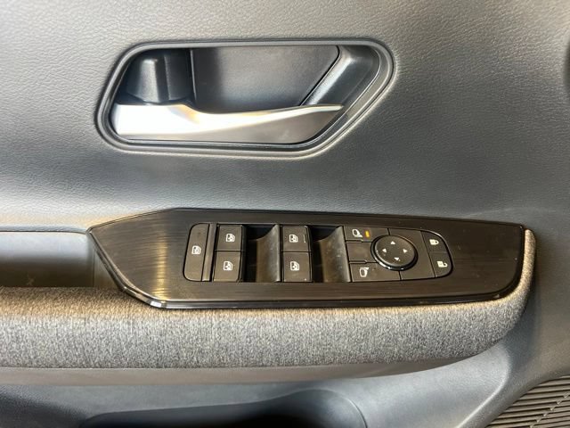 New 2026 Nissan Kicks SV w/ Cold Weather Package FWD image 3
