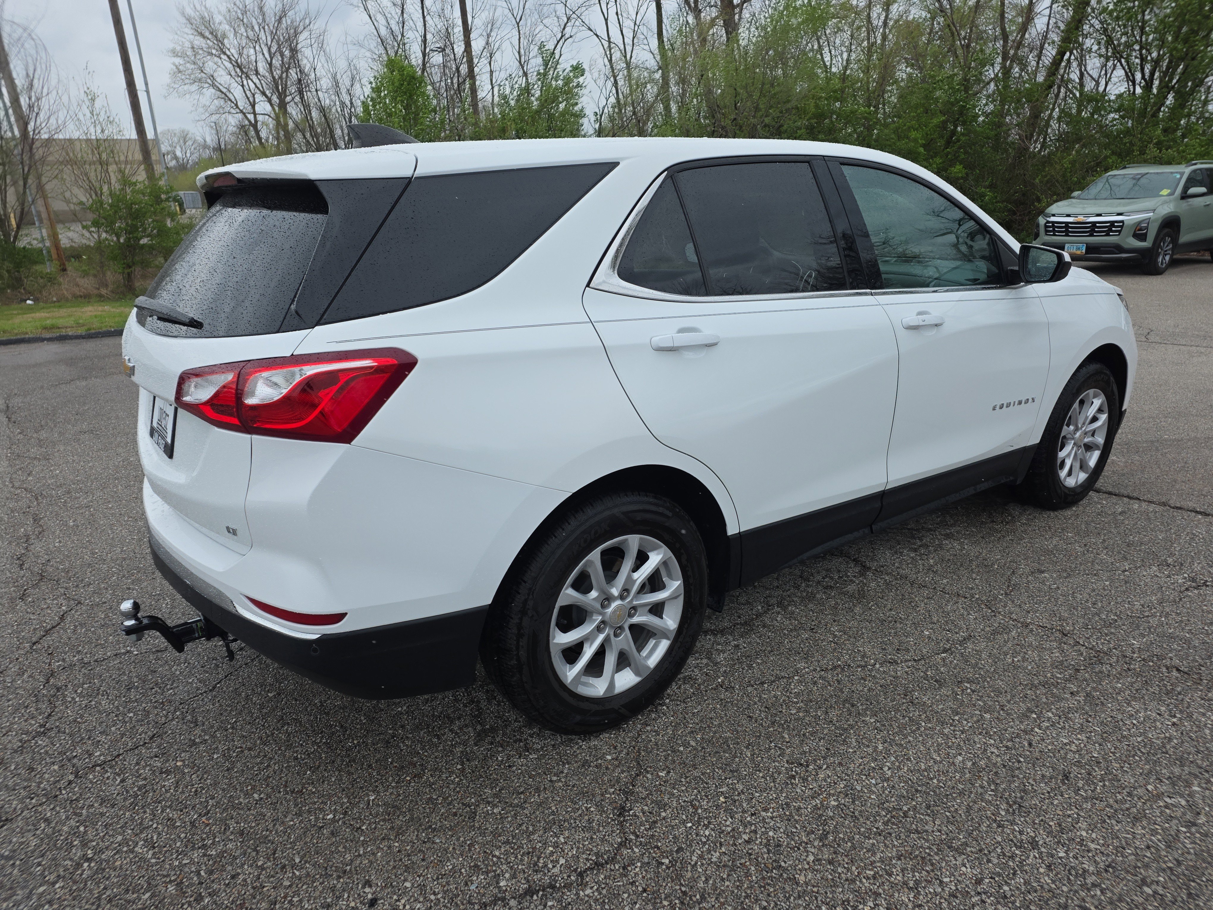 Used 2020 Chevrolet Equinox LT image 3