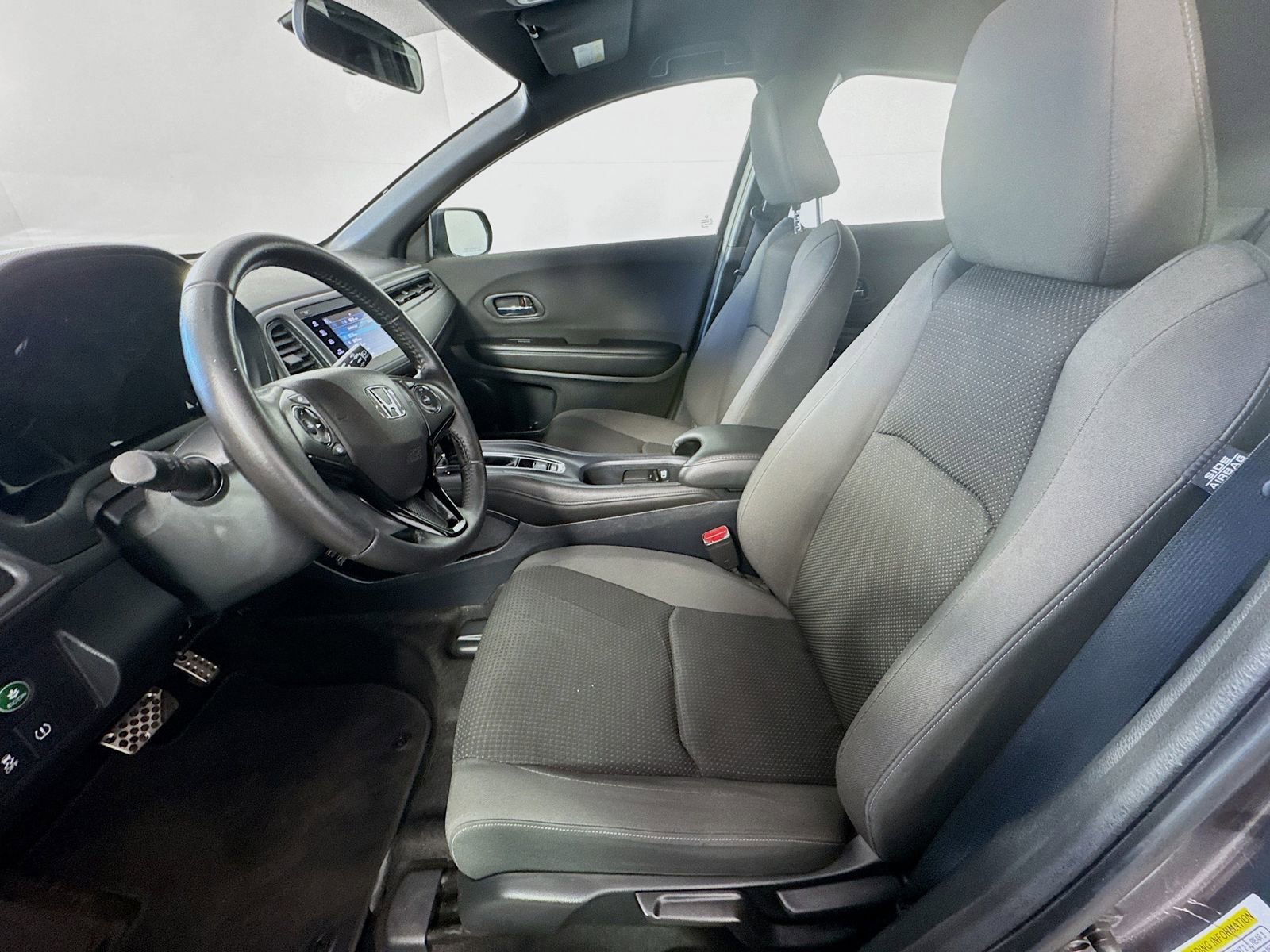 Used 2019 Honda HR-V Sport image 14