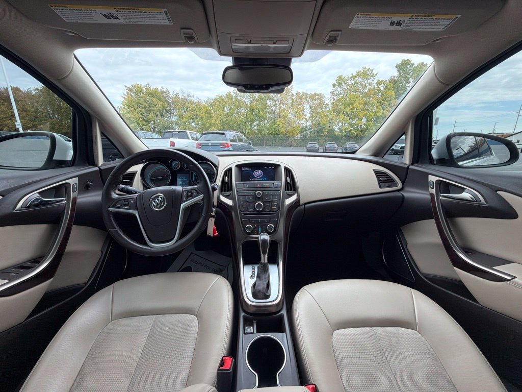 Used 2014 Buick Verano FWD image 11